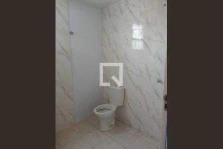 Banheiro de apartamento para alugar com 2 quartos, 45m² em Jardim Vitoria, Belo Horizonte