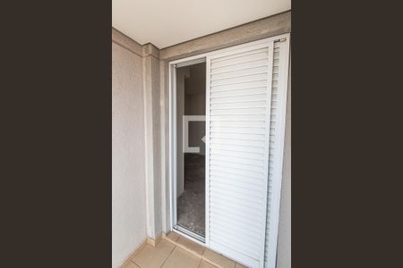 Apartamento à venda com 69m², 2 quartos e 2 vagasVaranda da suíte