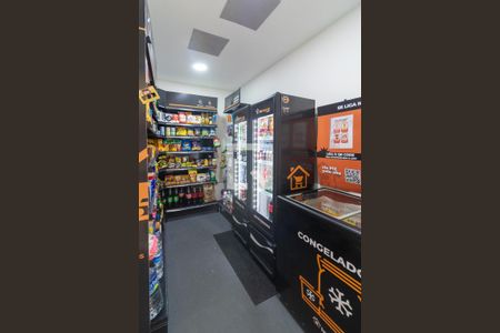 Apartamento à venda com 64m², 2 quartos e 1 vagaMini Mercado