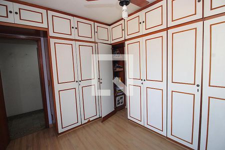 Quarto de apartamento para alugar com 3 quartos, 132m² em Jardim Sulacap, Rio de Janeiro