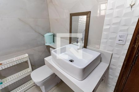 Casa para alugar com 110m², 2 quartos e 2 vagasBanheiro da Suíte