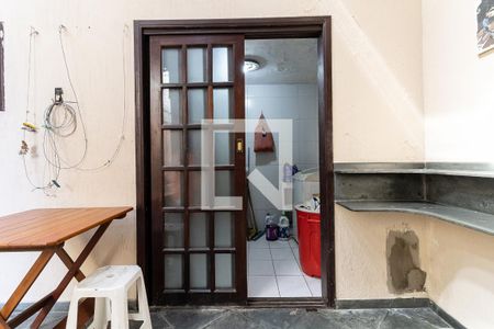 Casa para alugar com 110m², 2 quartos e 2 vagasLavanderia