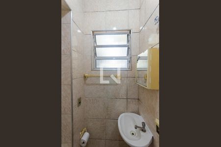 Casa para alugar com 25m², 1 quarto e sem vaga Casa para alugar com 25m², 1 quarto e sem vagaBanheiro