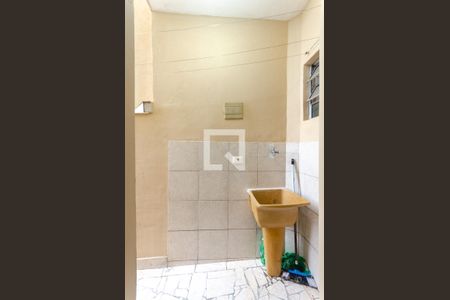 Casa para alugar com 25m², 1 quarto e sem vaga Casa para alugar com 25m², 1 quarto e sem vagaÁrea de Serviço