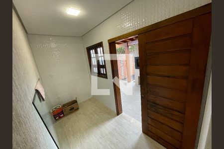 Casa à venda com 120m², 2 quartos e 2 vagas Casa à venda com 120m², 2 quartos e 2 vagasCozinha