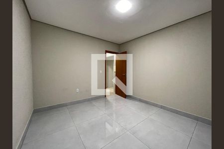 Casa à venda com 120m², 2 quartos e 2 vagas Casa à venda com 120m², 2 quartos e 2 vagasQuarto 2