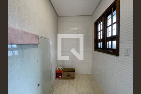Casa à venda com 120m², 2 quartos e 2 vagas Casa à venda com 120m², 2 quartos e 2 vagasCozinha