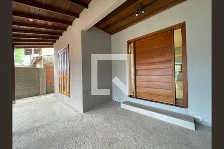 Casa à venda com 120m², 2 quartos e 2 vagas Casa à venda com 120m², 2 quartos e 2 vagasÁrea Externa