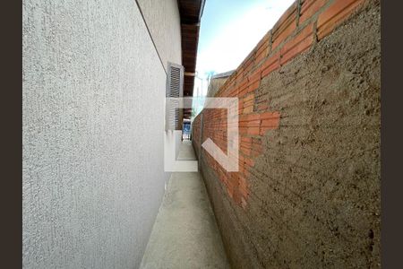 Casa à venda com 120m², 2 quartos e 2 vagas Casa à venda com 120m², 2 quartos e 2 vagasÁrea Externa