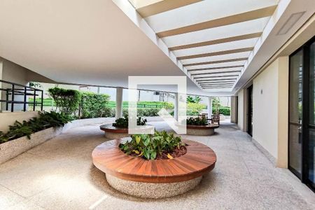 Apartamento à venda com 108m², 3 quartos e 2 vagas Apartamento à venda com 108m², 3 quartos e 2 vagasÁrea comum
