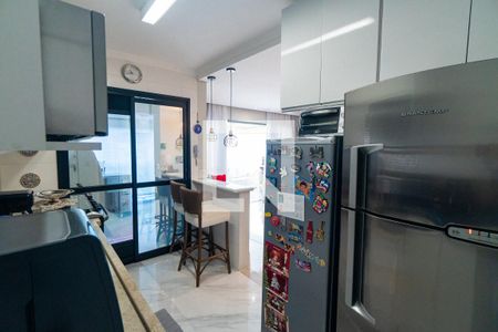 Apartamento à venda com 108m², 3 quartos e 2 vagas Apartamento à venda com 108m², 3 quartos e 2 vagasCozinha