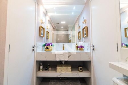 Apartamento à venda com 108m², 3 quartos e 2 vagas Apartamento à venda com 108m², 3 quartos e 2 vagasBanheiro da Suíte 3