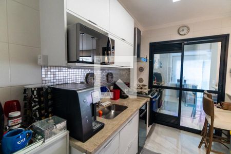 Apartamento à venda com 108m², 3 quartos e 2 vagas Apartamento à venda com 108m², 3 quartos e 2 vagasCozinha