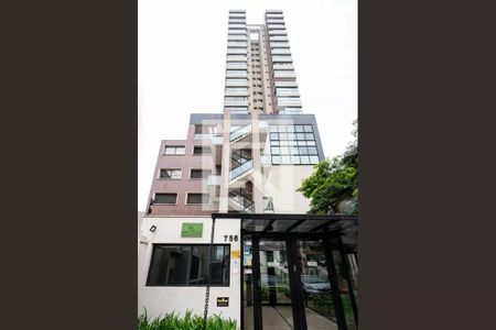 Apartamento à venda com 108m², 3 quartos e 2 vagas Apartamento à venda com 108m², 3 quartos e 2 vagasFachada e portaria