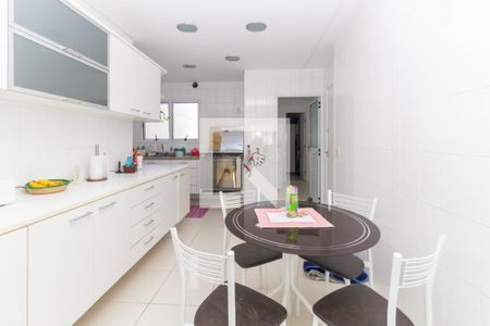 Apartamento à venda com 151m², 3 quartos e 3 vagasCozinha