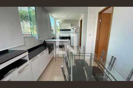 Apartamento para alugar com 90m², 2 quartos e 1 vaga Apartamento para alugar com 90m², 2 quartos e 1 vagaCozinha