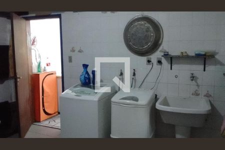 Casa à venda com 300m², 4 quartos e 4 vagasFoto 41