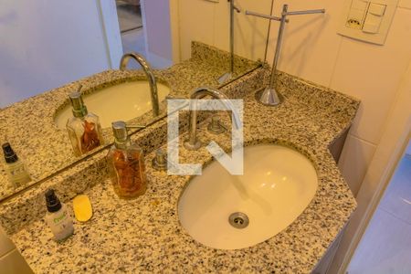 Banheiro de apartamento para alugar com 2 quartos, 83m² em Vila Alexandria, São Paulo