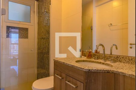 Banheiro de apartamento para alugar com 2 quartos, 83m² em Vila Alexandria, São Paulo