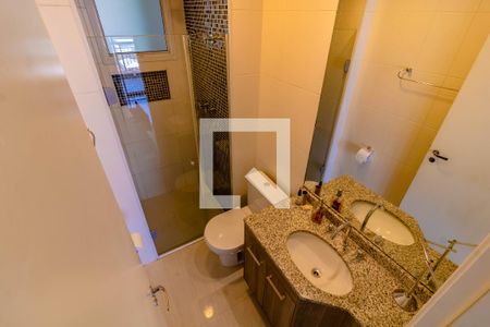 Banheiro de apartamento para alugar com 2 quartos, 83m² em Vila Alexandria, São Paulo