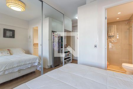 Sala/Quarto de kitnet/studio à venda com 1 quarto, 25m² em Indianópolis, São Paulo