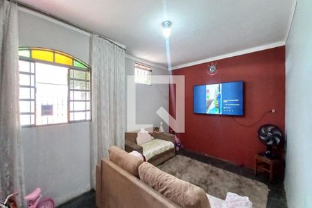 Sala de casa à venda com 3 quartos, 150m² em Cambuí, Campinas