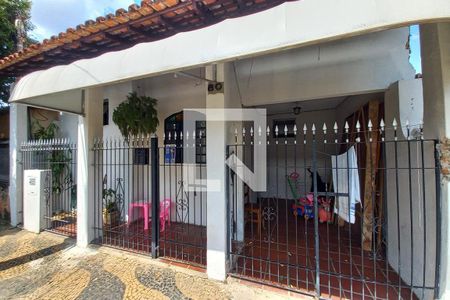 Casa à venda com 150m², 3 quartos e 1 vaga Casa à venda com 150m², 3 quartos e 1 vagaFachada do Prédio