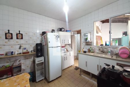 Casa à venda com 150m², 3 quartos e 1 vaga Casa à venda com 150m², 3 quartos e 1 vagaCozinha