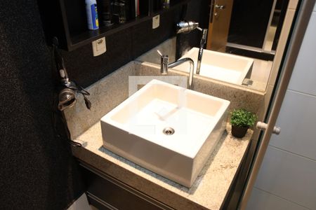 Apartamento para alugar com 77m², 2 quartos e 1 vagaBanheiro da Suíte