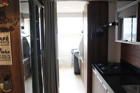 Apartamento para alugar com 77m², 2 quartos e 1 vagaCozinha e Área de Serviço