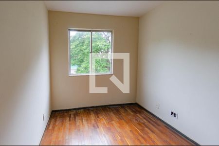 Quarto 3 de apartamento para alugar com 3 quartos, 80m² em Estoril, Belo Horizonte