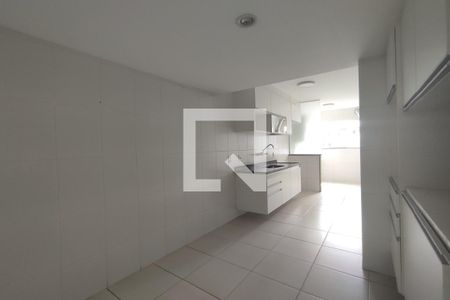 Apartamento à venda com 95m², 2 quartos e 2 vagasCozinha