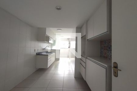 Apartamento à venda com 95m², 2 quartos e 2 vagasCozinha