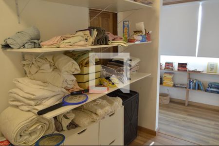 Sala 2 de casa para alugar com 4 quartos, 318m² em Curicica, Rio de Janeiro