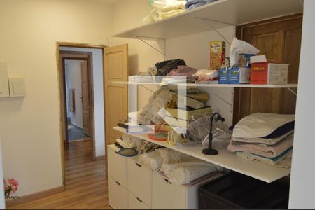 Sala 2 de casa para alugar com 4 quartos, 318m² em Curicica, Rio de Janeiro