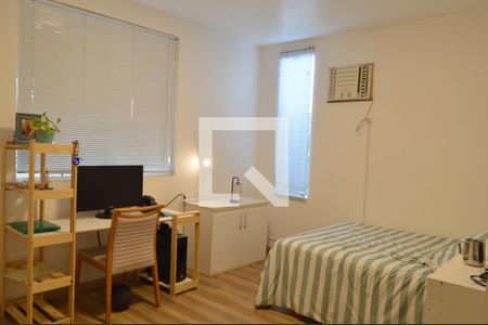 Casa à venda com 318m², 4 quartos e 4 vagasQuarto