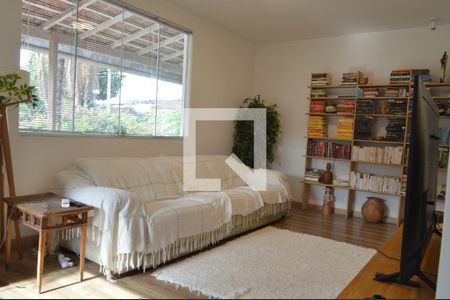 Sala de casa para alugar com 4 quartos, 318m² em Curicica, Rio de Janeiro