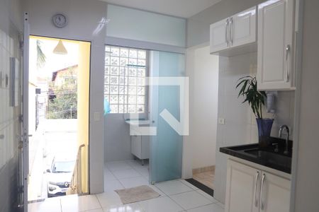 Casa à venda com 140m², 4 quartos e 2 vagasSala/Cozinha Edícula