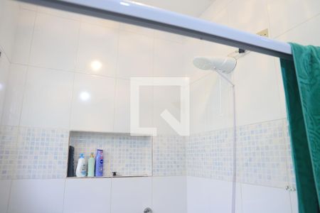 Casa à venda com 140m², 4 quartos e 2 vagasBanheiro da Suíte