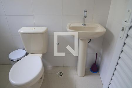 Casa à venda com 140m², 4 quartos e 2 vagasBanheiro de Serviço