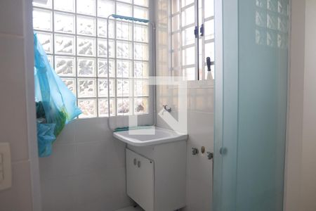 Casa à venda com 140m², 4 quartos e 2 vagasLavanderia Edícula