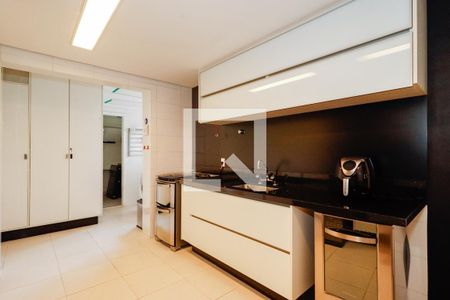 Apartamento para alugar com 141m², 3 quartos e 2 vagasCozinha