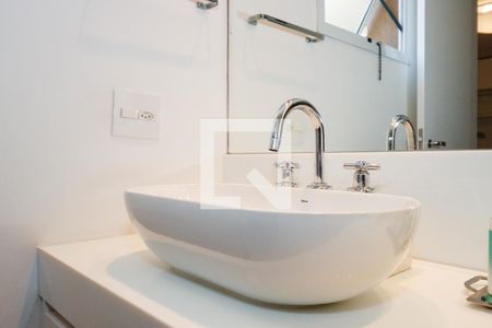 Apartamento para alugar com 141m², 3 quartos e 2 vagasBanheiro da Suíte 1