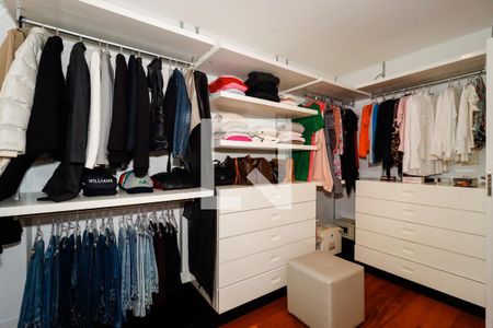 Apartamento para alugar com 141m², 3 quartos e 2 vagasCloset da Suíte 1