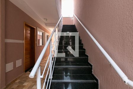Apartamento para alugar com 36m², 1 quarto e sem vagaEscada / Entrada