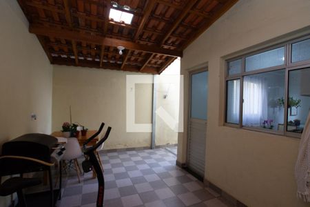 Casa de condomínio para alugar com 70m², 2 quartos e 2 vagasÁrea externa