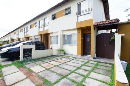 Casa de condomínio para alugar com 70m², 2 quartos e 2 vagasGaragem