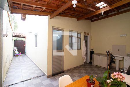 Casa de condomínio para alugar com 70m², 2 quartos e 2 vagasÁrea de Serviço