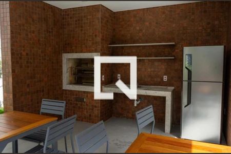 Apartamento para alugar com 24m², 1 quarto e sem vagaÁrea comum - Churrasqueira