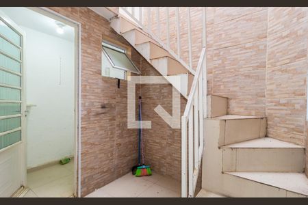 Casa à venda com 540m², 2 quartos e 1 vagaEscada